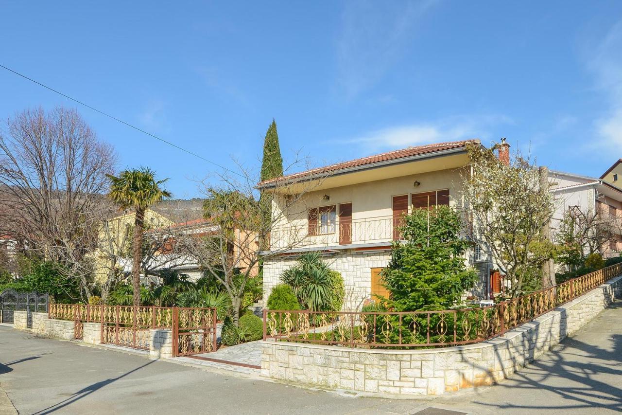 Apartments Antic 4255 Selce Exterior foto